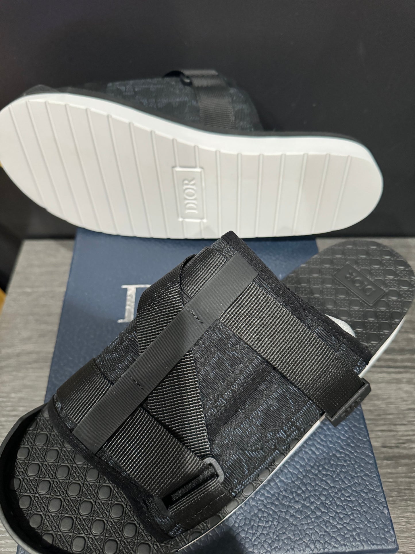 Black adore slides