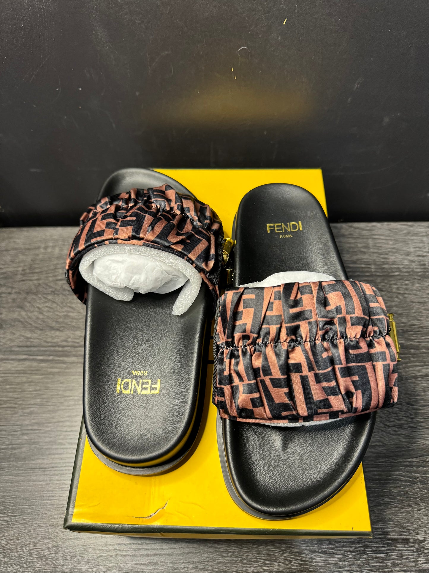 Fendi Wmns Slides