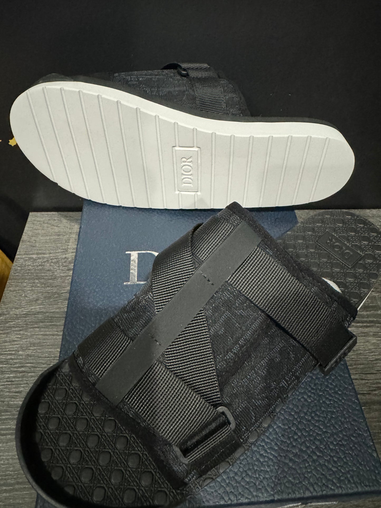 Black adore slides