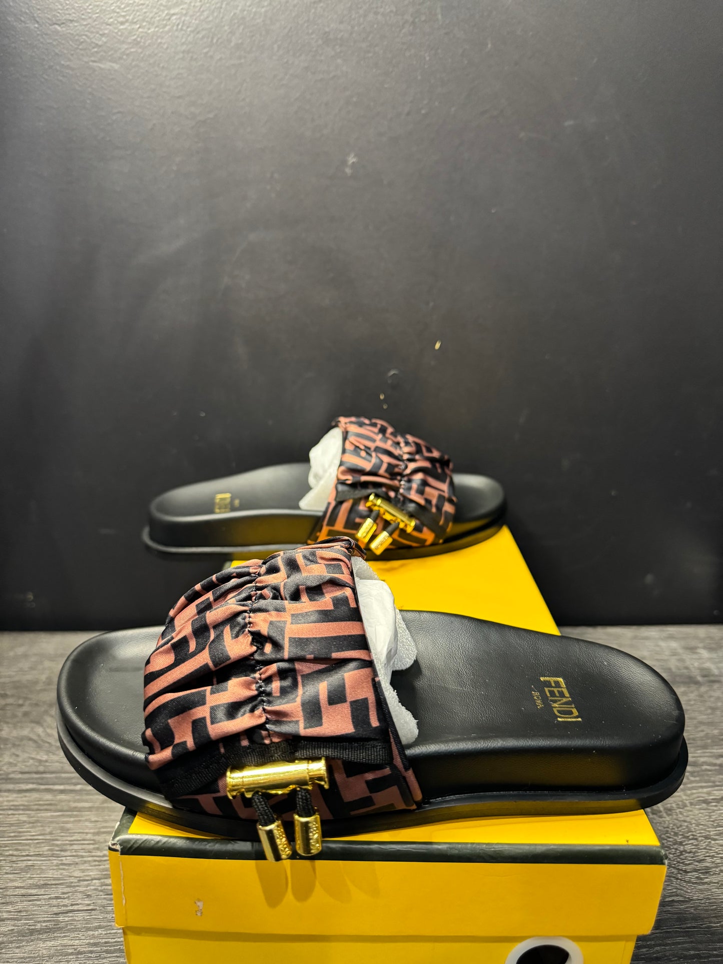 Fendi Wmns Slides
