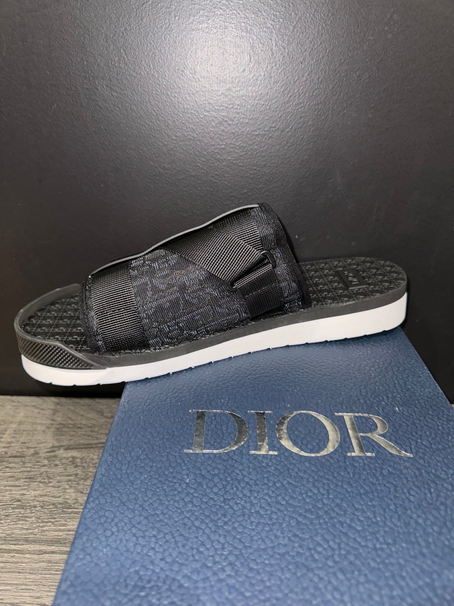 Black adore slides
