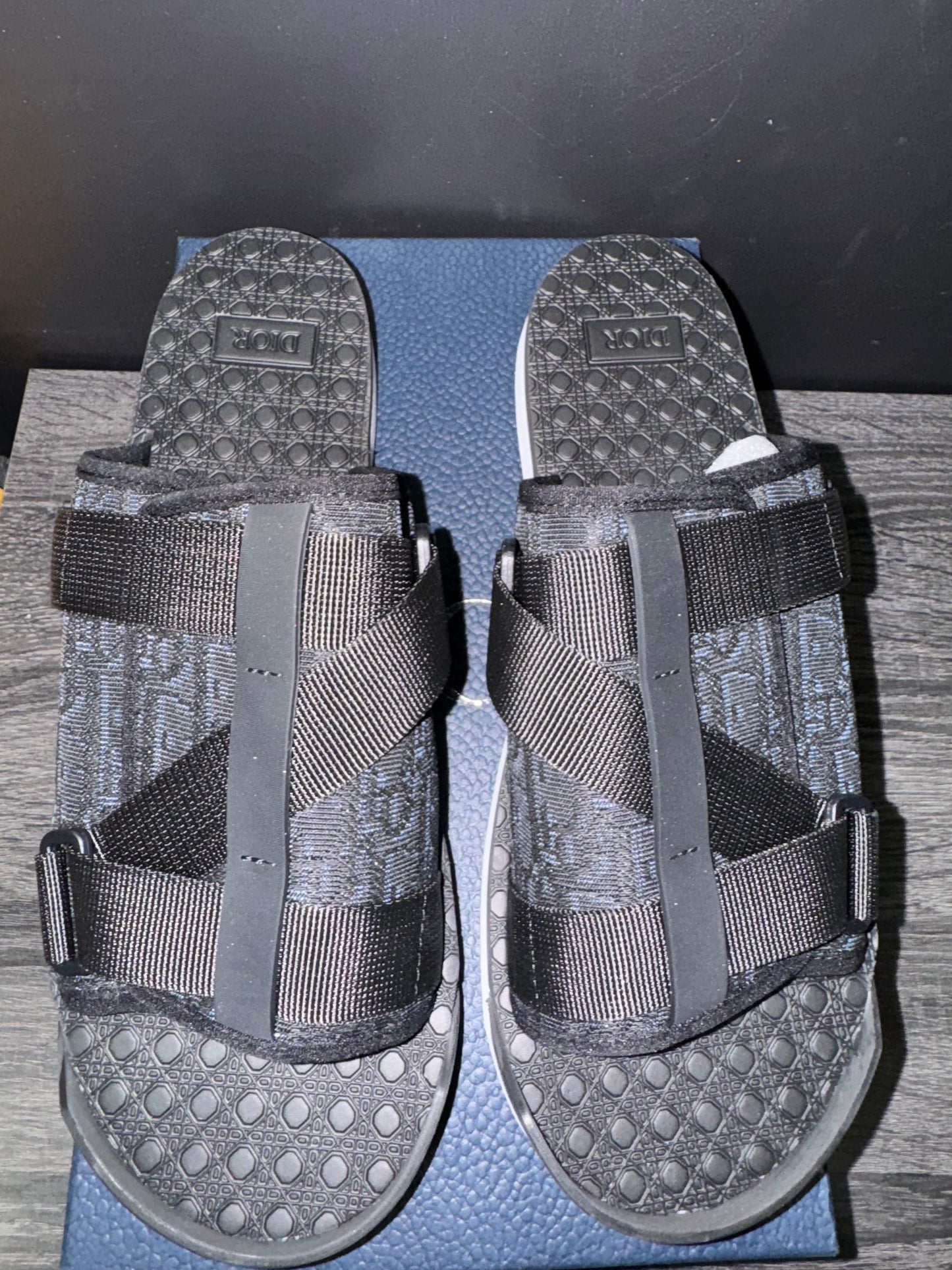 Black adore slides