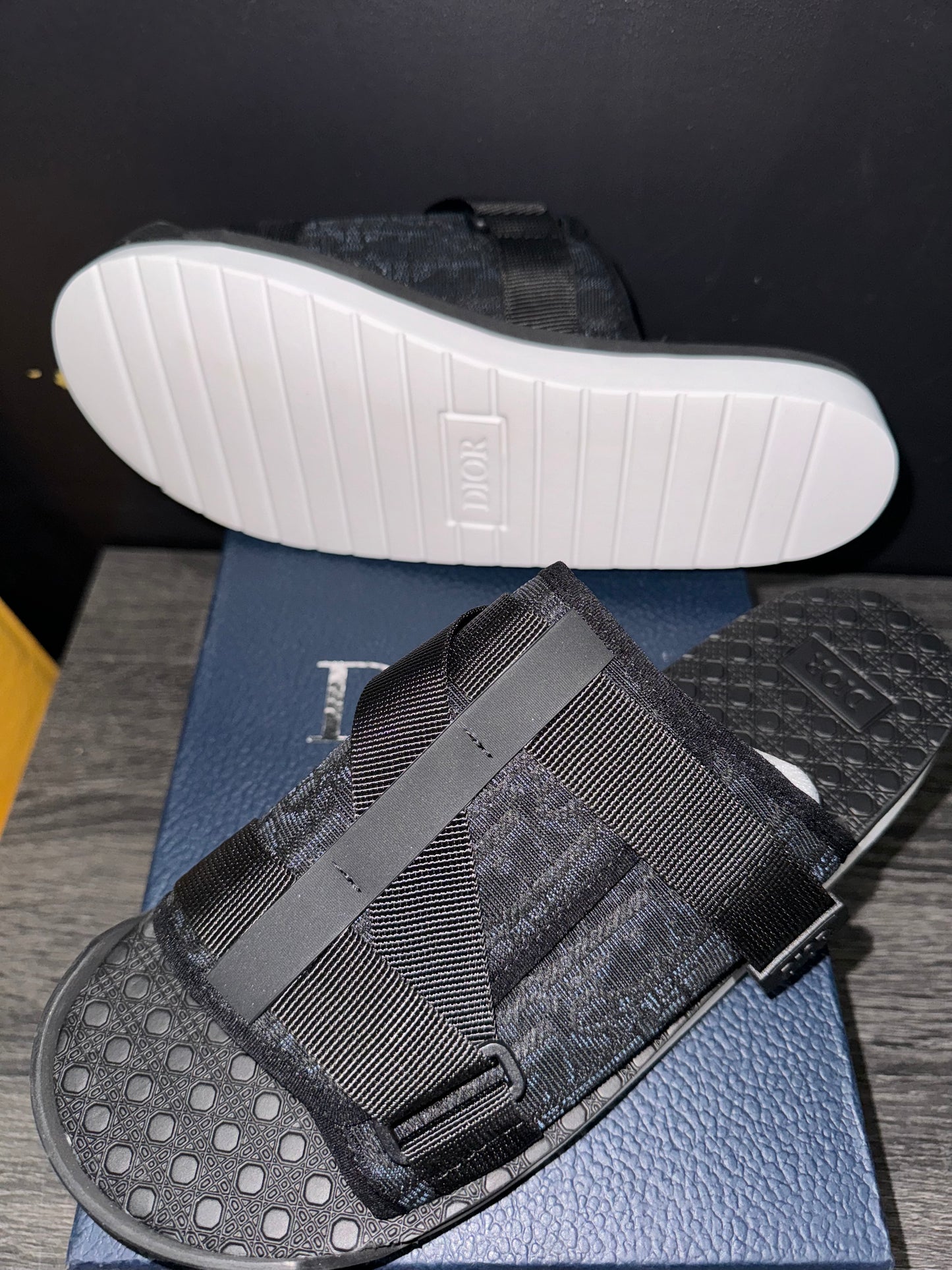 Black adore slides