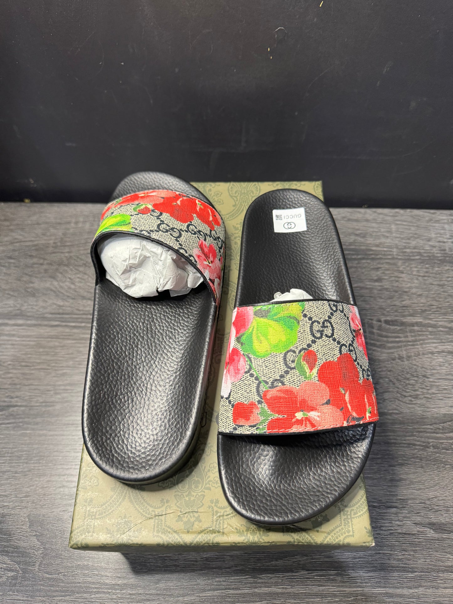Flower GG slide
