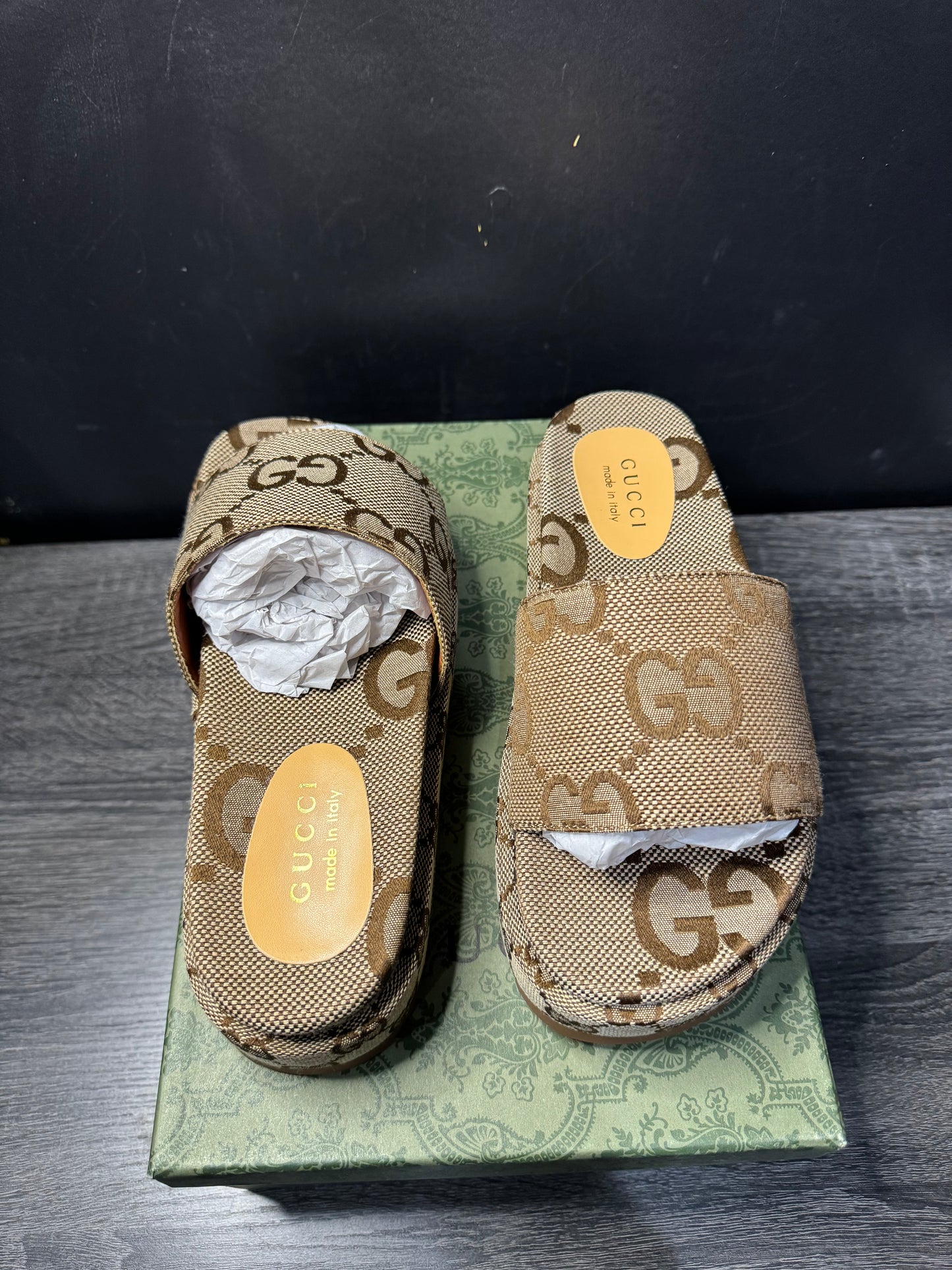 GG women slides