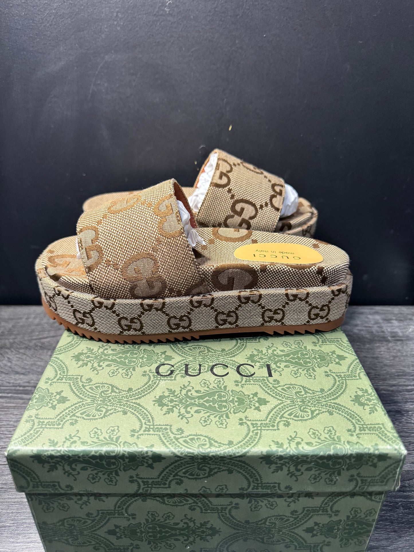 GG women slides