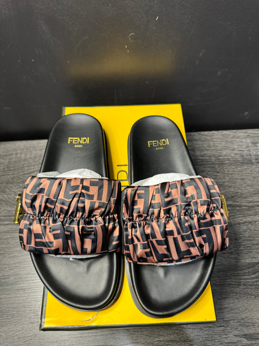 Fendi Wmns Slides